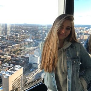 Meet your Posher, Kiersten